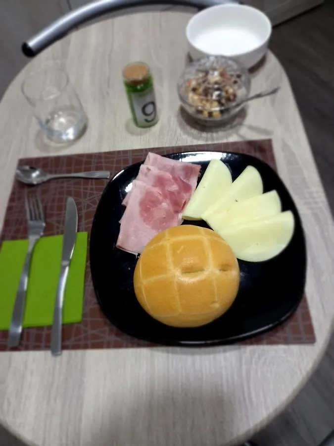 B&B Km 198 - Letto E Colazione Sorbara 0*,  Italien