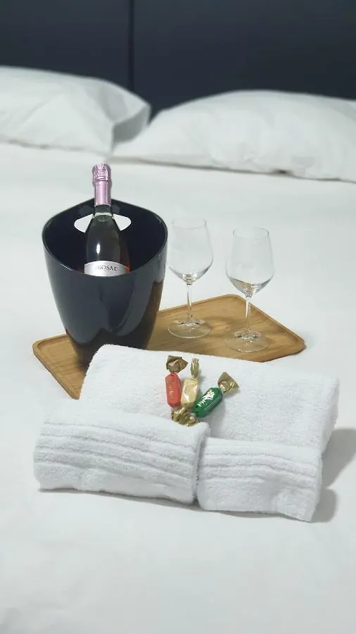 B&B Km 198 - Letto E Colazione Sorbara