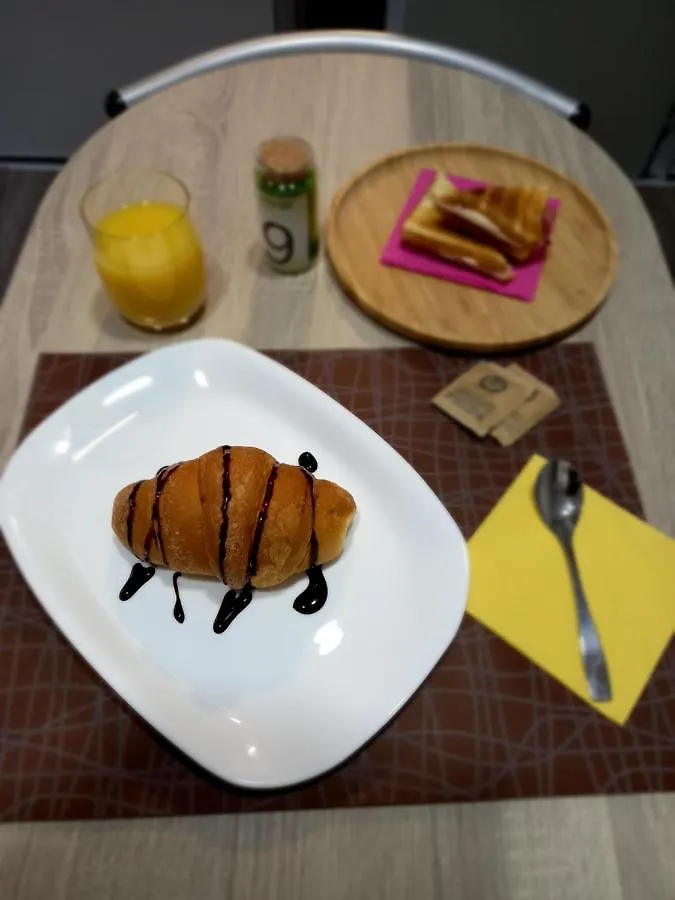 B&B Km 198 - Letto E Colazione Sorbara 0*,